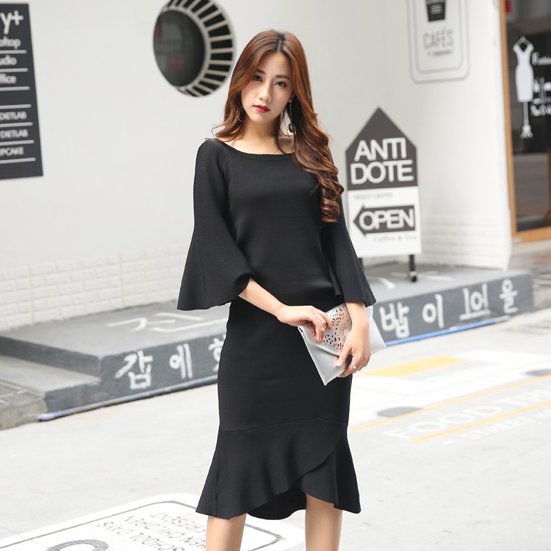 Split black knit skirt