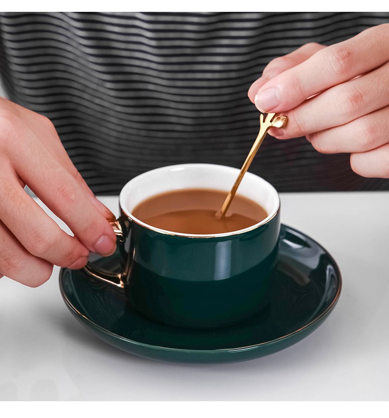 Luxury Gold Rim Porcelain Coffee Tea Cup Sets With Saucer Plate