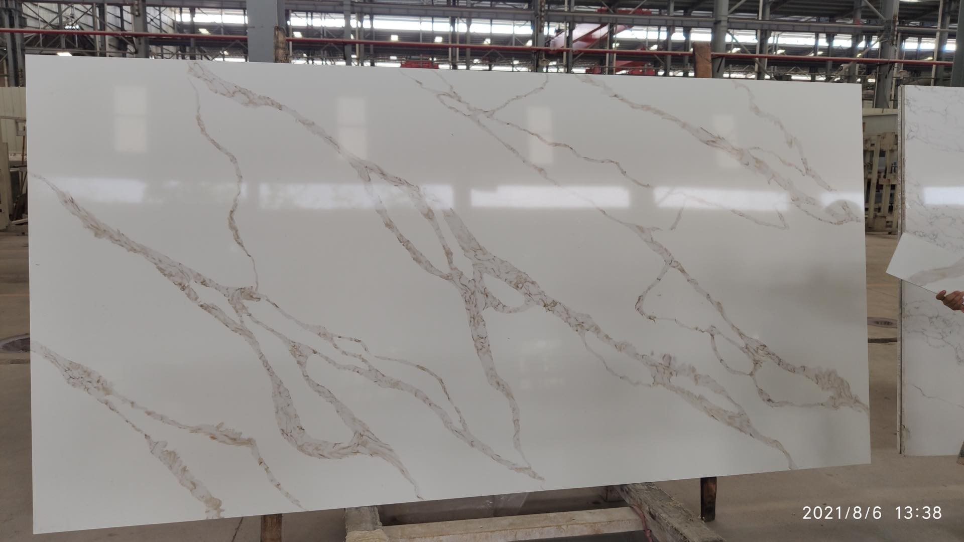 CALACATTA EVO  Calacatta White Quartz Slab Kitchen Countertop