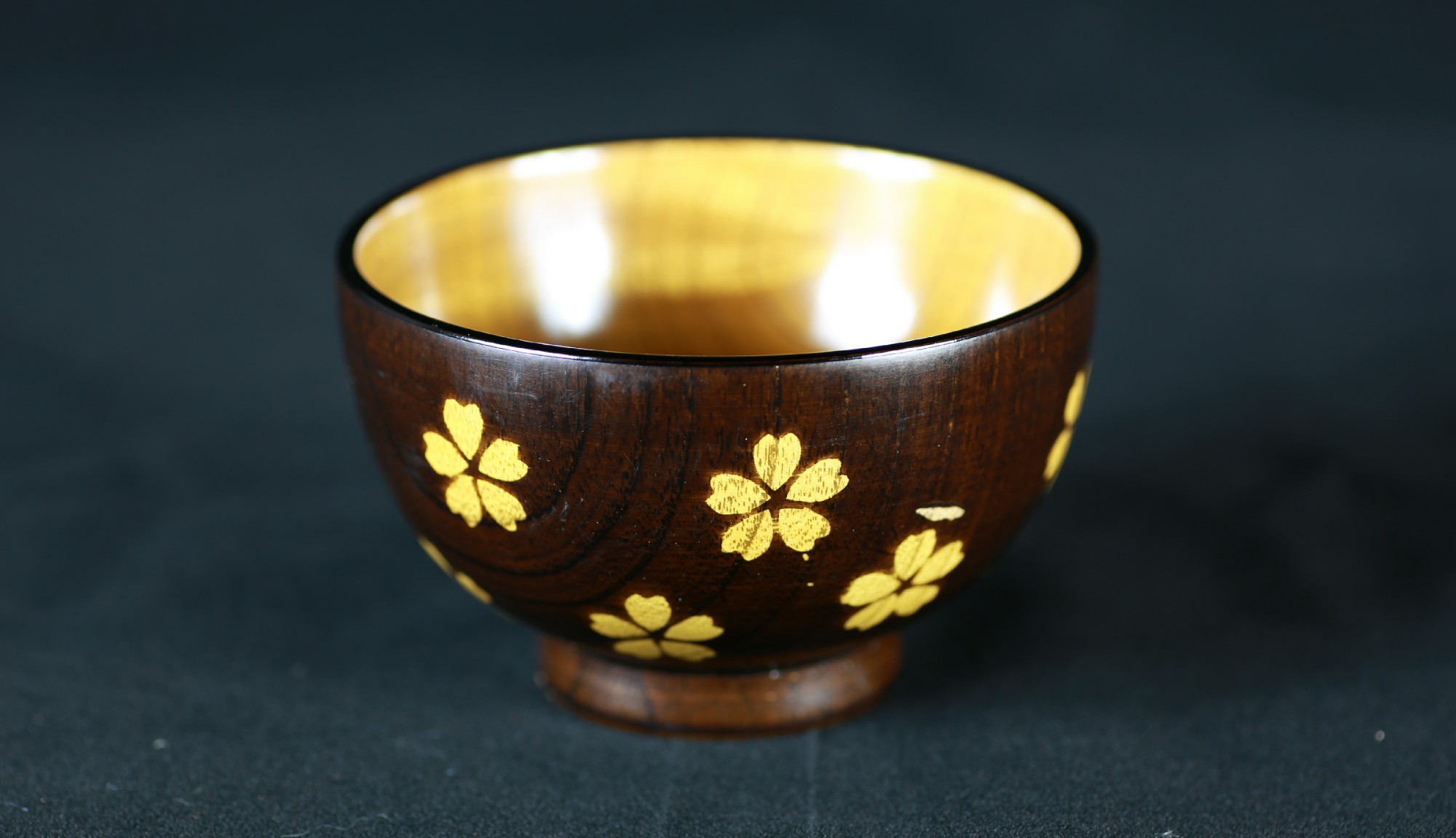 Oriental lacquer  wooden bowl